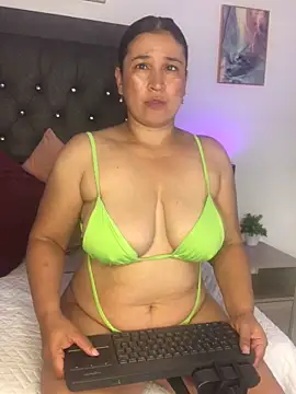 anastassiaa 57 online show from May 25, 2026, 10:32 am