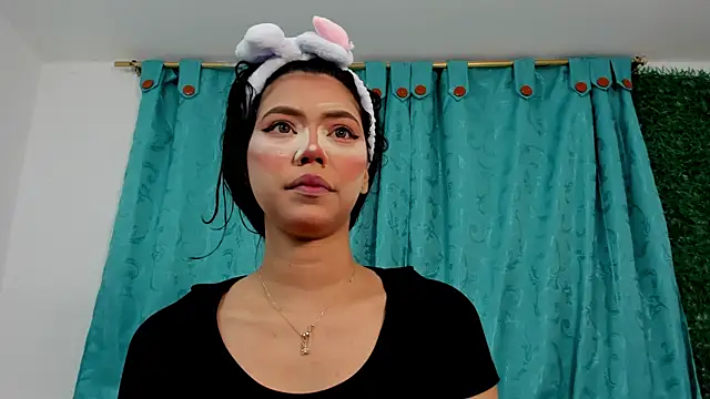 Nathy Pelaez online show from July 21, 2026, 3:53 am