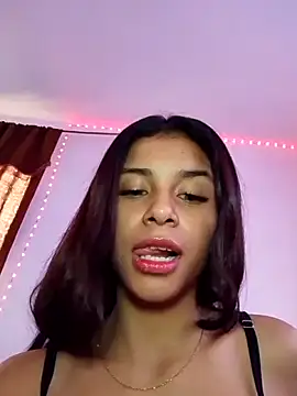 carlotta77 online show from April 20, 2026, 3:48 pm