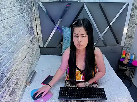 Snapshot of julietaflame chatting on May 12, 2026, 1:08 pm julietaflame online show from May 12, 2026, 1:08 pm