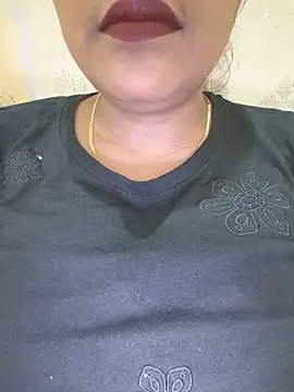 Snapshot of Newragini chatting on May 15, 2026, 5:09 pm Newragini online show from May 15, 2026, 5:09 pm