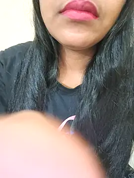 Snapshot of Newragini chatting on May 18, 2026, 11:10 pm Newragini online show from May 18, 2026, 11:10 pm
