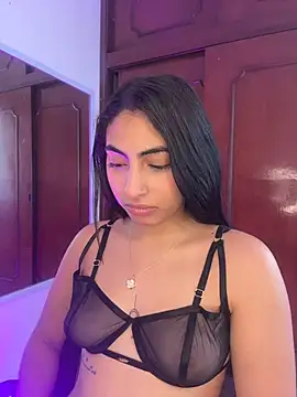 Snapshot of Lily_Rush chatting on May 9, 2026, 12:10 pm Lily Rush online show from May 9, 2026, 12:10 pm