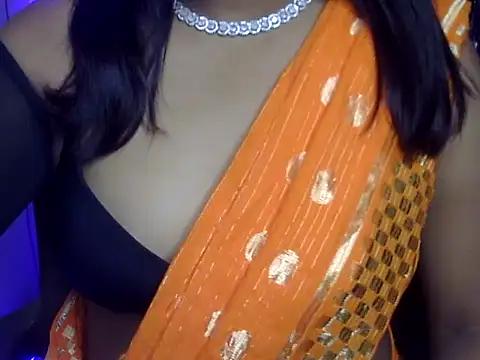 Snapshot of VelvetNaina chatting on May 2, 2026, 5:07 pm VelvetNaina online show from May 2, 2026, 5:07 pm