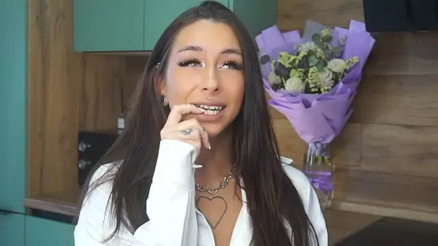 loseecontrol  online show from April 22, 2026, 4:26 am