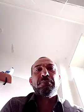 Snapshot of chicco22sex chatting on April 17, 2026, 8:06 am chicco22sex online show from April 17, 2026, 8:06 am