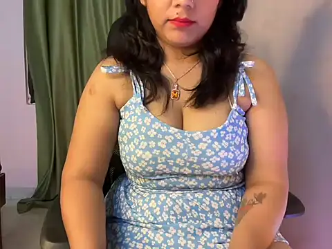 Sexy Sunanda Bhabhi  online show from June 5, 2026, 7:25 am