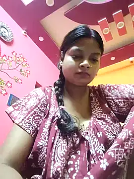 Simupaul001 online show from May 6, 2026, 8:58 pm