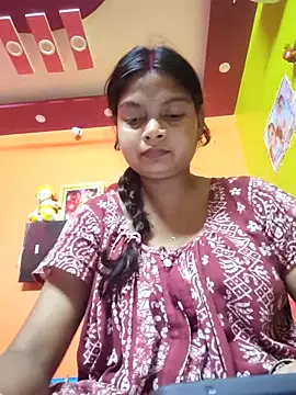 Simupaul001 online show from May 8, 2026, 9:31 pm