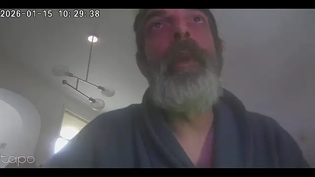 Snapshot of Reza_3hands_of_ chatting on January 15, 2026, 10:31 am Reza 3hands of online show from January 15, 2026, 10:31 am