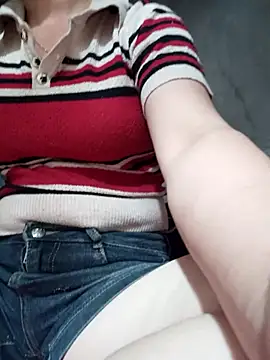 Snapshot of Isabella_pusy chatting on July 7, 2026, 1:15 pm Isabella pusy online show from July 7, 2026, 1:15 pm