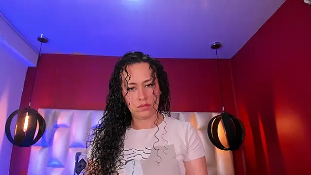 Georginaaa  online show from May 27, 2026, 11:40 am