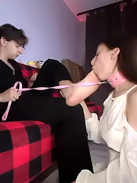 HoneyraFeet online show from April 21, 2026, 9:50 pm