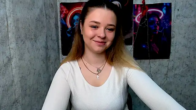 NicoleAura online show from April 24, 2026, 6:38 am