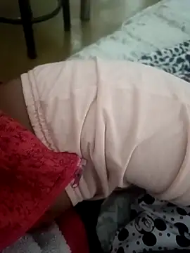 CasalSexMG online show from April 18, 2026, 1:53 am