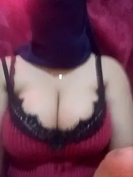 sarah154 online show from April 21, 2026, 3:07 pm