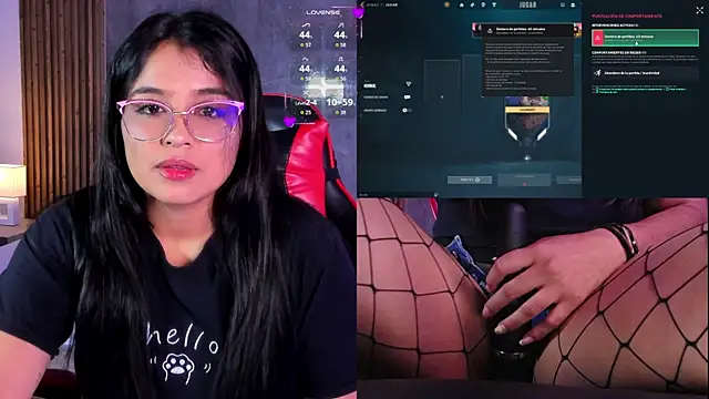 Snapshot of LuciaReid chatting on April 29, 2026, 12:20 pm LuciaReid online show from April 29, 2026, 12:20 pm
