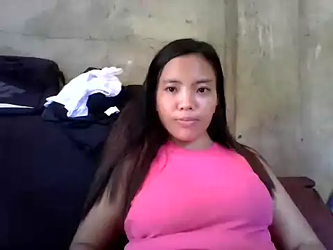 juicyredt online show from April 21, 2026, 4:52 am