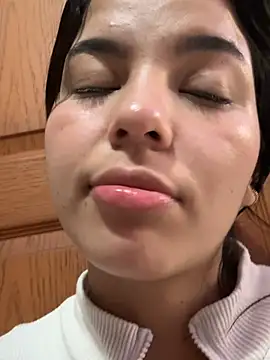 Mia Tylor01 online show from June 25, 2026, 5:12 am