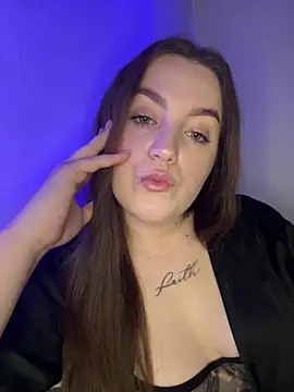 kisaaaaaa online show from May 2, 2026, 8:25 pm