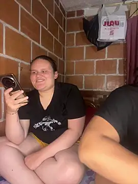 Snapshot of Candelita-hott chatting on July 2, 2026, 5:02 am Candelita-hott online show from July 2, 2026, 5:02 am
