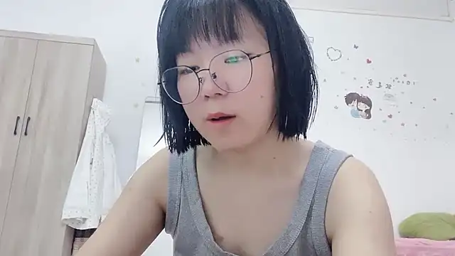 Belle-LL online show from May 24, 2026, 7:13 am