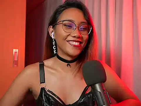 VexaNyx online show from June 7, 2026, 12:42 pm