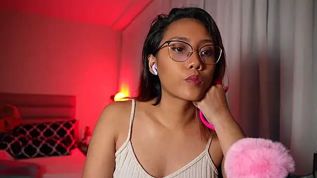 VexaNyx online show from June 21, 2026, 1:13 pm