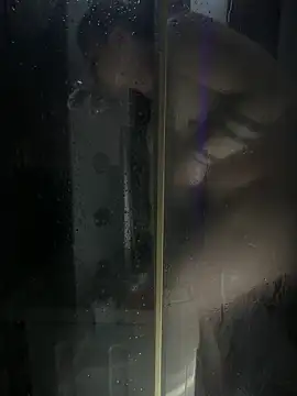 t-kityk online show from April 20, 2026, 8:43 pm