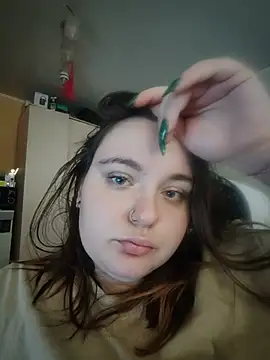 Snapshot of CatherineClaire chatting on May 27, 2026, 2:52 am CatherineClaire online show from May 27, 2026, 2:52 am