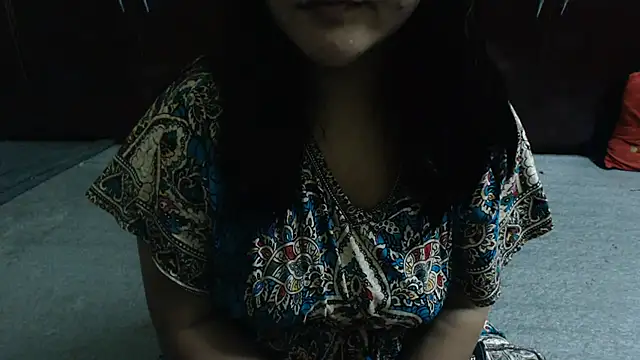 Snapshot of rebel_xoxo chatting on July 1, 2026, 5:23 pm rebel xoxo online show from July 1, 2026, 5:23 pm