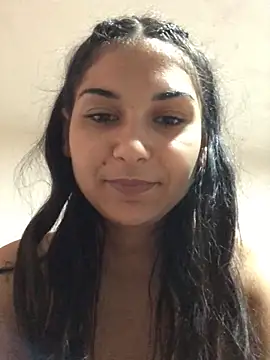 amira1348 online show from June 12, 2026, 8:13 am