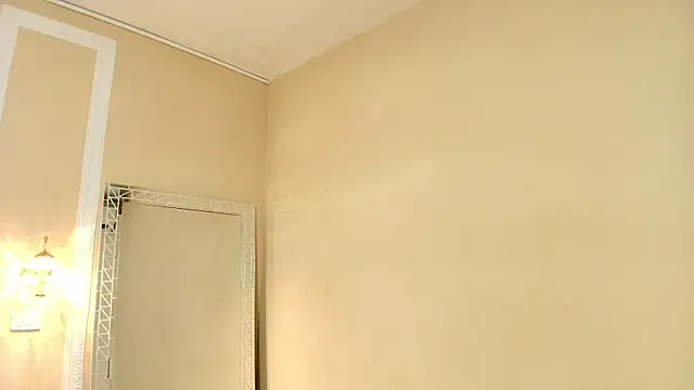 Snapshot of PaulineKosh chatting on July 3, 2026, 6:47 pm PaulineKosh online show from July 3, 2026, 6:47 pm