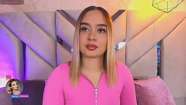 Snapshot of Sofia_pamela_ chatting on May 11, 2026, 7:11 pm Sofia pamela online show from May 11, 2026, 7:11 pm