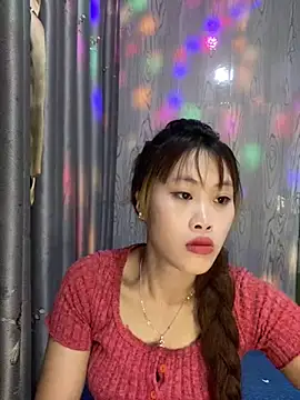 Ly-sexyy online show from April 26, 2026, 7:17 am