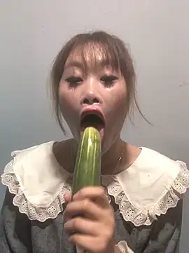 Ly-sexyy online show from May 16, 2026, 2:05 pm