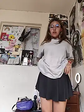 evafuckasd online show from June 5, 2026, 7:52 pm