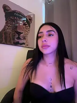 Snapshot of IsabellaNoir_ chatting on June 6, 2026, 9:30 pm IsabellaNoir online show from June 6, 2026, 9:30 pm