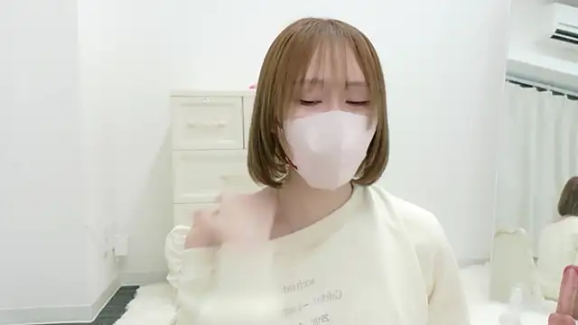 remuchan   online show from April 27, 2026, 7:50 am