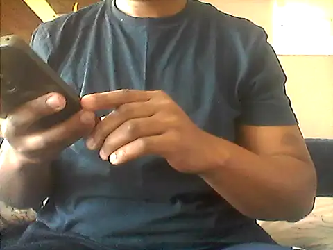 Snapshot of LunjeSA chatting on July 22, 2026, 11:13 am LunjeSA online show from July 22, 2026, 11:13 am
