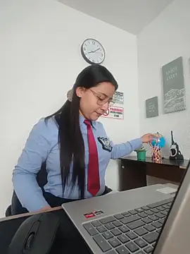 Snapshot of Queen_linda1 chatting on May 16, 2026, 1:10 pm Queen linda1 online show from May 16, 2026, 1:10 pm