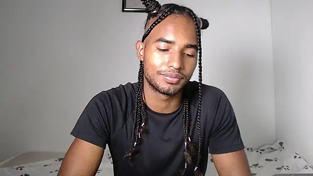 Snapshot of salvatore_amator chatting on May 4, 2026, 3:46 am salvatore amator online show from May 4, 2026, 3:46 am