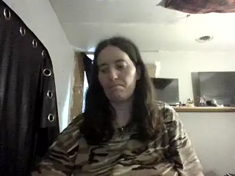 Mini83 online show from June 5, 2026, 4:56 pm