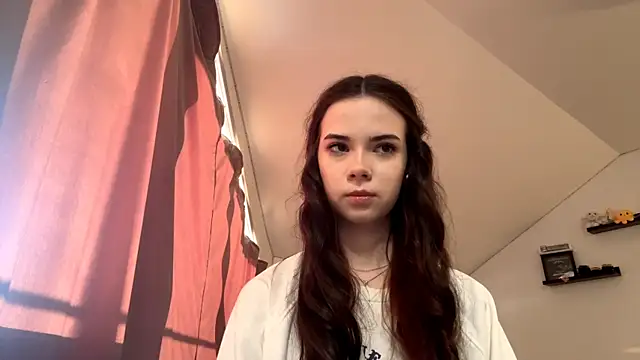 Snapshot of JoellaGrode chatting on May 4, 2026, 5:42 pm JoellaGrode online show from May 4, 2026, 5:42 pm