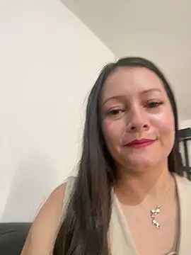 SamiiContreras  online show from July 21, 2026, 9:39 pm