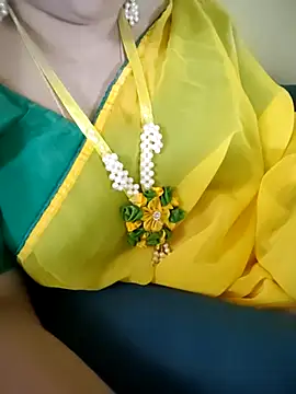 Snapshot of Call_Honey chatting on May 20, 2026, 6:41 am Call Honey online show from May 20, 2026, 6:41 am