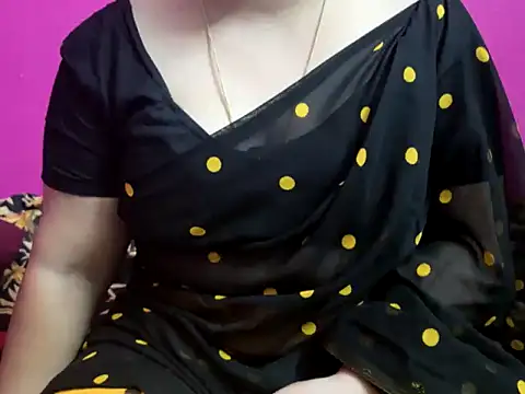 Snapshot of Call_Honey chatting on May 20, 2026, 6:47 pm Call Honey online show from May 20, 2026, 6:47 pm