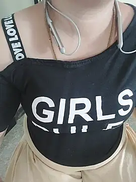 Call Honey online show from August 8, 2026, 4:36 am