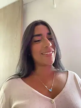 SaryJonex online show from May 19, 2026, 3:29 pm