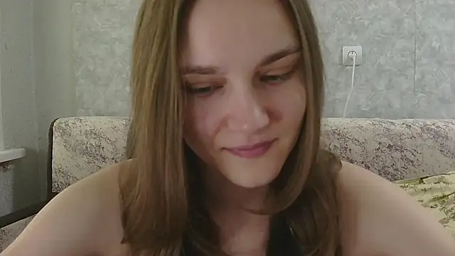 Snapshot of DolcezzaCream chatting on June 30, 2026, 12:50 pm DolcezzaCream online show from June 30, 2026, 12:50 pm